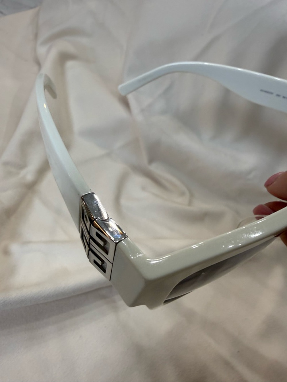 Givenchy White Oversized Square Sunglasses with Dark Lenses - Picture 3 of 10